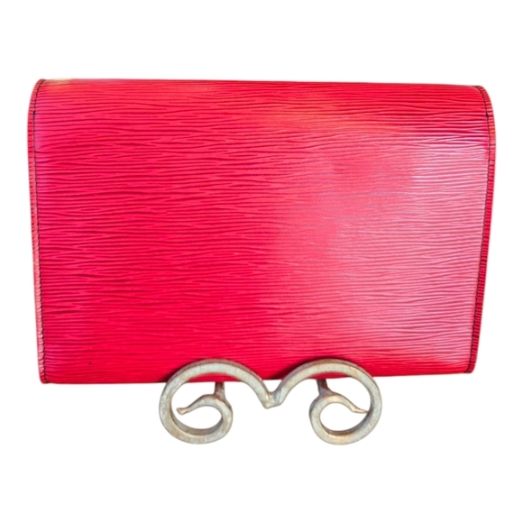 Louis Vuitton Pochette Red Epi Leather Convertible Crossbody Clutch - Picture 4 of 13